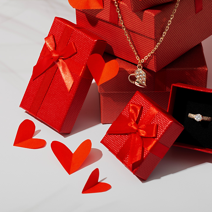 Accessories That Make Perfect Gifts